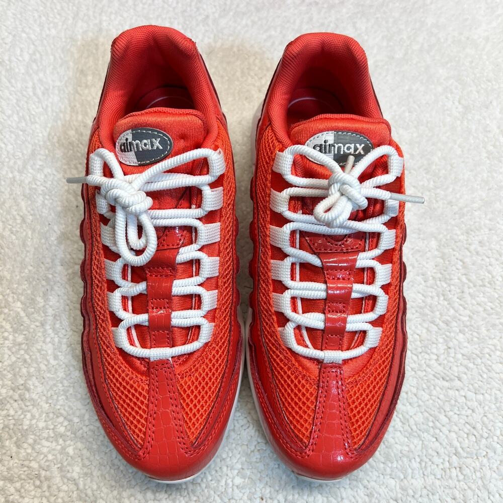 Nike Womens Air Max 95 Prism Shoes Size 7